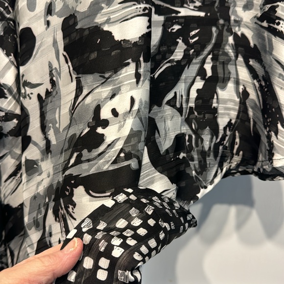 Skirt - Picture 4 of 5